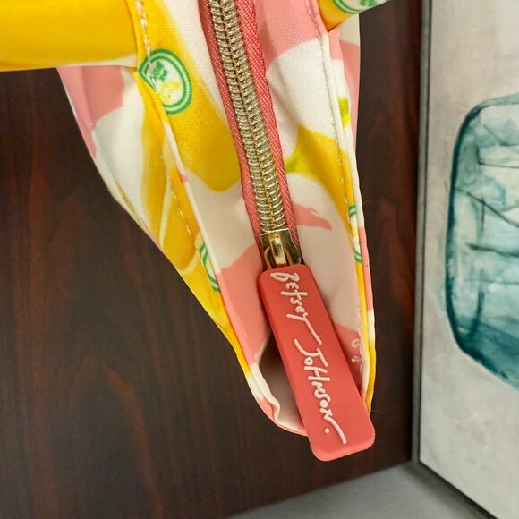 Betsey Johnson Banana Lunch Tote/Bag NWT - Picture 5 of 7
